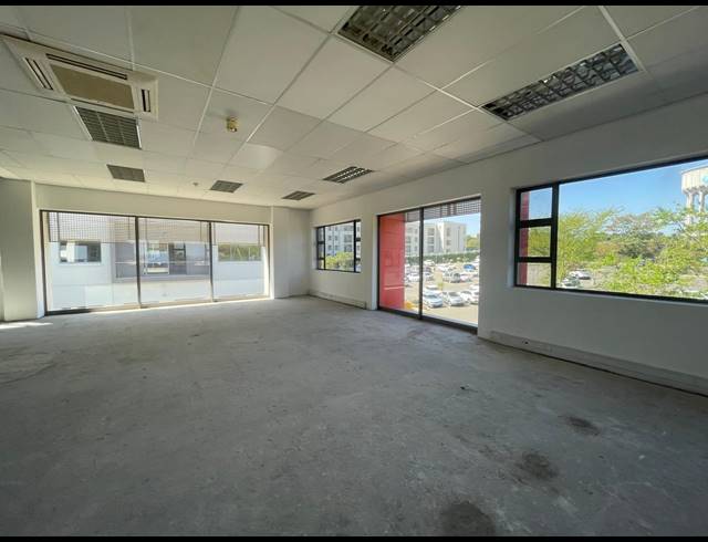 236M² RETAIL TO LET IN BRYANSTON